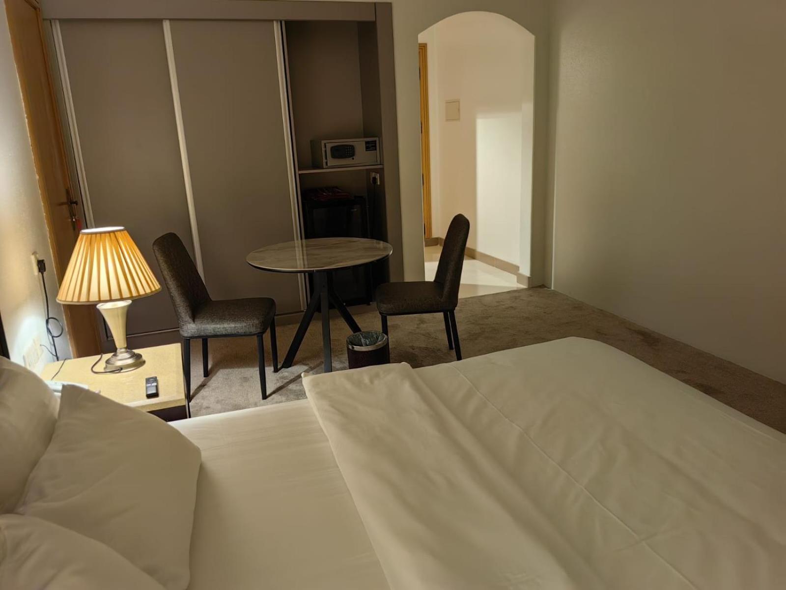 Al Furat Madayin Hotel Riyadh Bagian luar foto